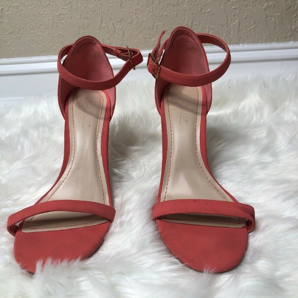 Anne Michelle Faux Suede Heels Size 10
